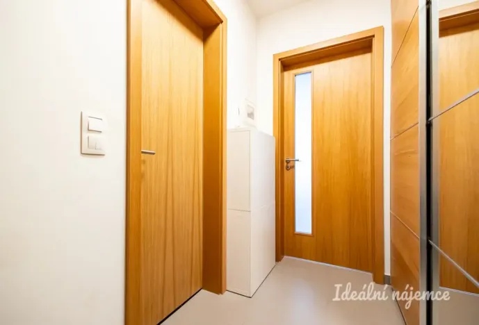 Pronájem bytu 2+kk, Praha - Dolní Chabry, Poštova, 51 m2