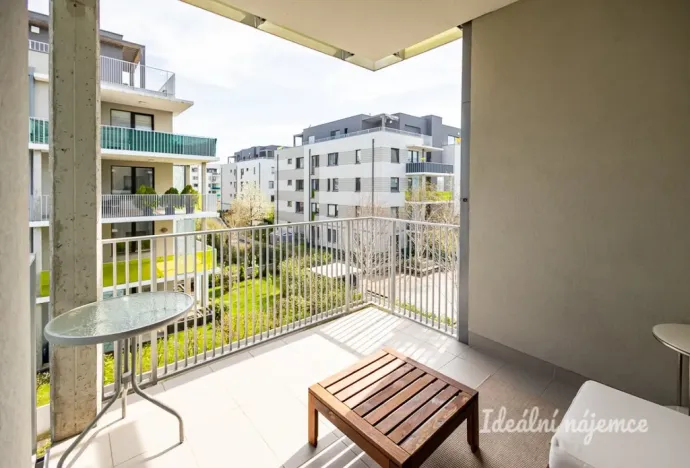 Pronájem bytu 2+kk, Praha - Dolní Chabry, Poštova, 51 m2