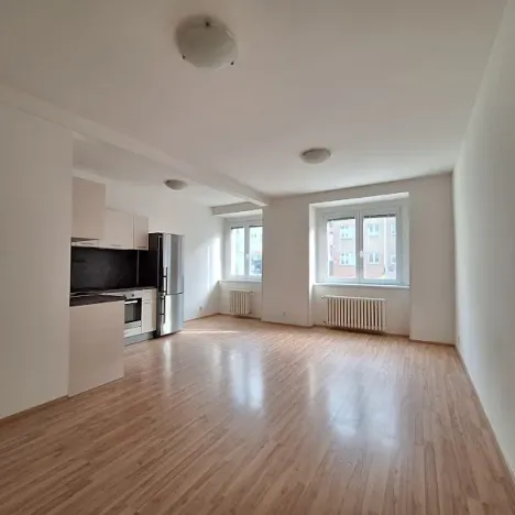 Pronájem bytu 2+kk, Praha - Strašnice, Černokostelecká, 56 m2