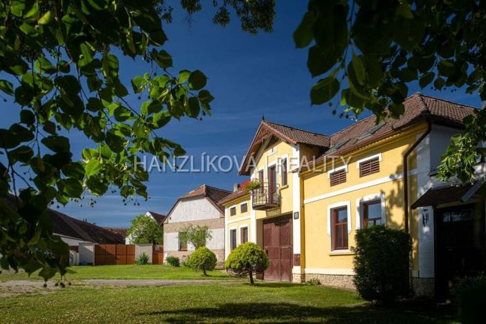 Prodej zemědělské usedlosti, Pištín, 200 m2