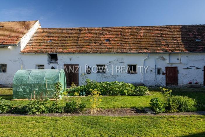 Prodej zemědělské usedlosti, Pištín, 200 m2