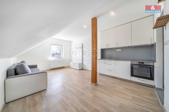 Pronájem bytu 1+kk, Kamenný Újezd - Kocanda, 35 m2