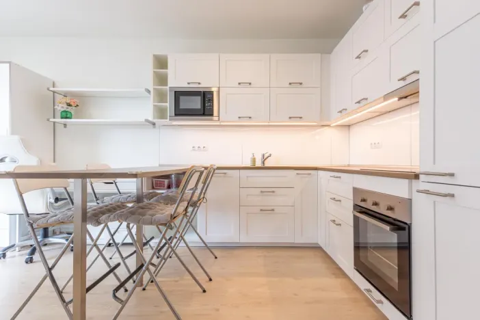 Pronájem bytu 1+kk, Praha - Hloubětín, Modrého, 33 m2