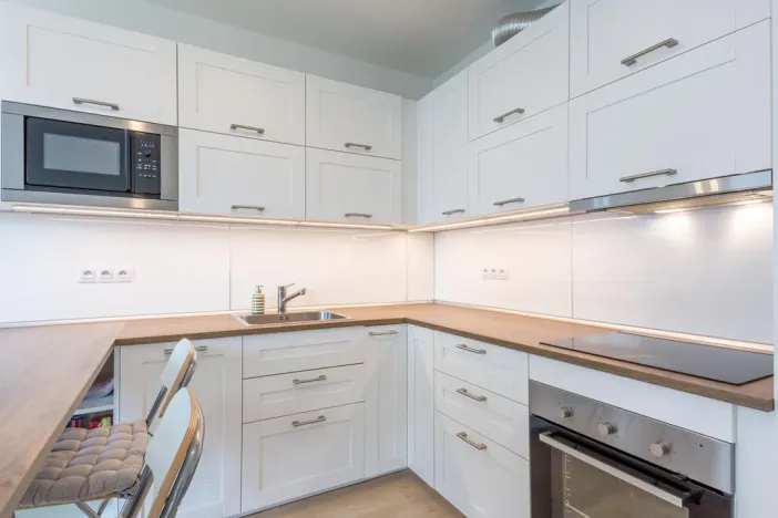 Pronájem bytu 1+kk, Praha - Hloubětín, Modrého, 33 m2