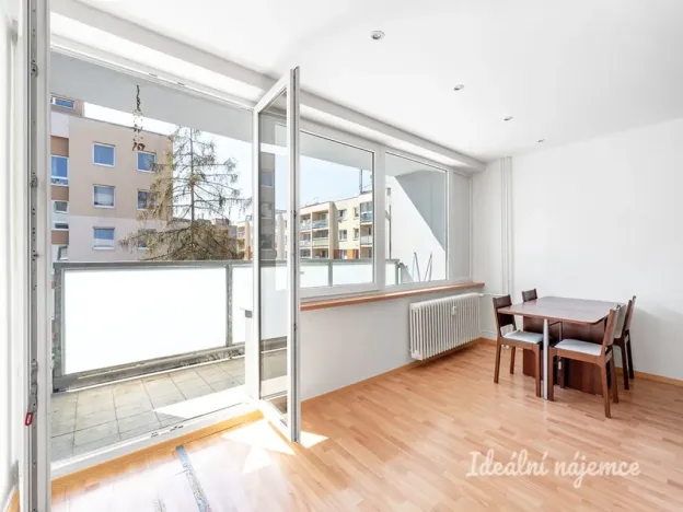 Pronájem bytu 3+kk, Praha - Zbraslav, Paškova, 59 m2