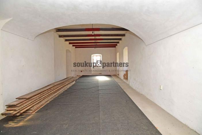 Pronájem komerční nemovitosti, Divišov - Šternov, 19144 m2