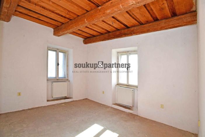 Pronájem komerční nemovitosti, Divišov - Šternov, 19144 m2