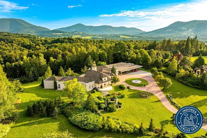 Prodej vily, Malenovice, 900 m2