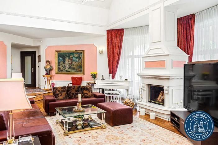 Prodej vily, Malenovice, 900 m2