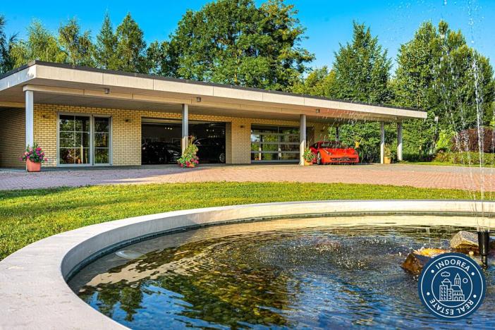 Prodej vily, Malenovice, 900 m2