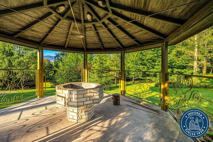 Prodej vily, Malenovice, 900 m2