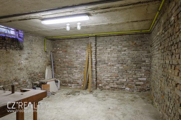 Prodej rodinného domu, Praha - Lipence, Na Bambouzku, 308 m2