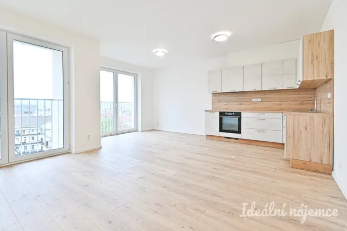 Pronájem bytu 2+kk, Brno, Mášova, 70 m2