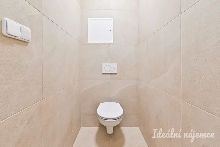 Pronájem bytu 2+kk, Brno, Mášova, 70 m2