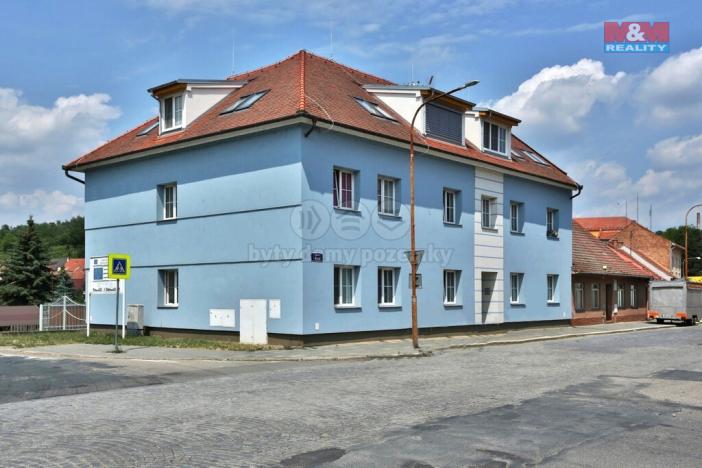 Pronájem bytu 1+kk, Dolní Kounice, nám. Míru, 27 m2