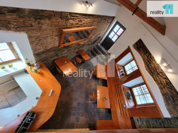 Pronájem obchodního prostoru, Kolín - Kolín III, Havelcova, 100 m2