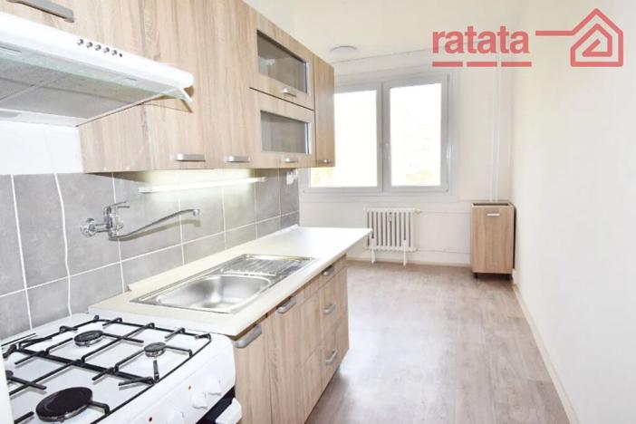 Pronájem bytu 2+1, Klášterec nad Ohří, Královéhradecká, 61 m2