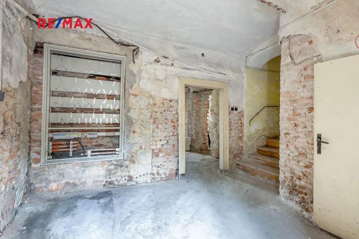 Prodej vícegeneračního domu, Koleč, 404 m2