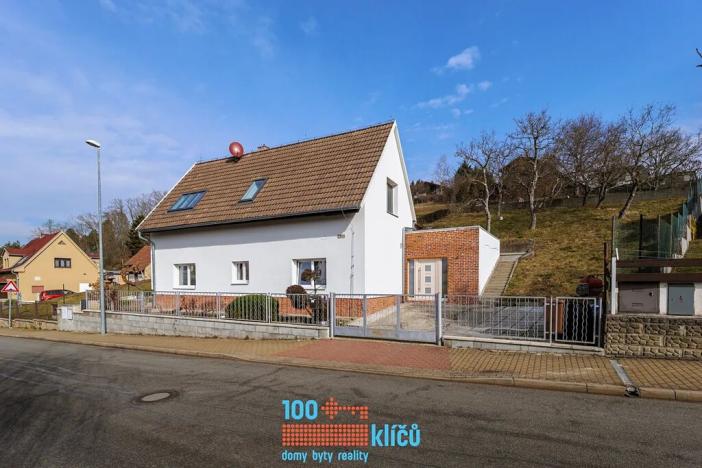 Prodej vícegeneračního domu, Praha - Lipence, Jílovišťská, 206 m2