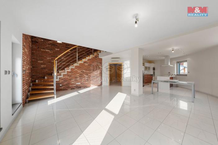 Prodej bytu 5+kk, Přelouč, Tůmy Přeloučského, 140 m2