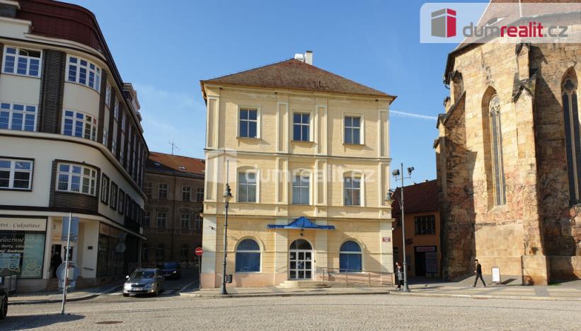 Pronájem obchodního prostoru, Chomutov, náměstí 1. Máje, 226 m2
