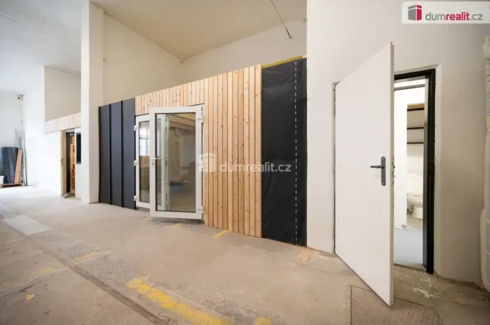 Pronájem skladu, Vimperk - Vimperk II, 1. máje, 463 m2