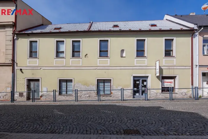 Prodej rodinného domu, Toužim, Plzeňská, 554 m2