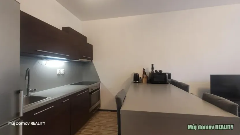 Pronájem bytu 2+kk, Praha - Libeň, Za vodárnou, 54 m2