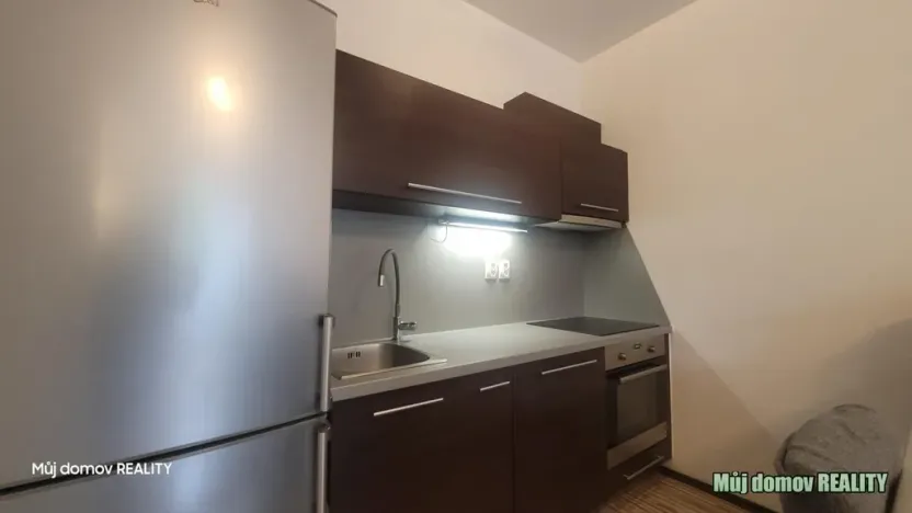 Pronájem bytu 2+kk, Praha - Libeň, Za vodárnou, 54 m2