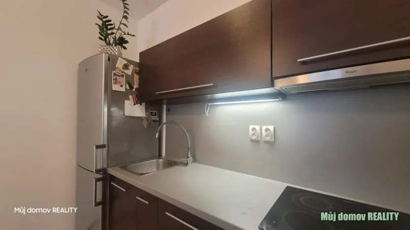 Pronájem bytu 2+kk, Praha - Libeň, Za vodárnou, 54 m2