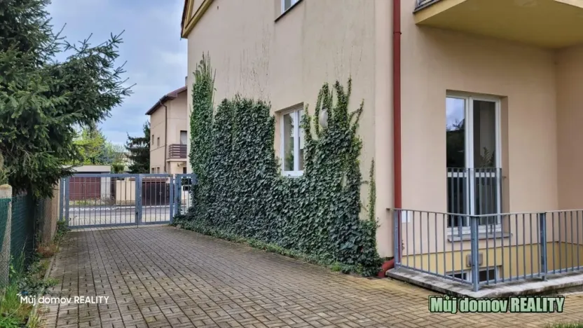 Pronájem bytu 2+kk, Praha - Libeň, Za vodárnou, 54 m2