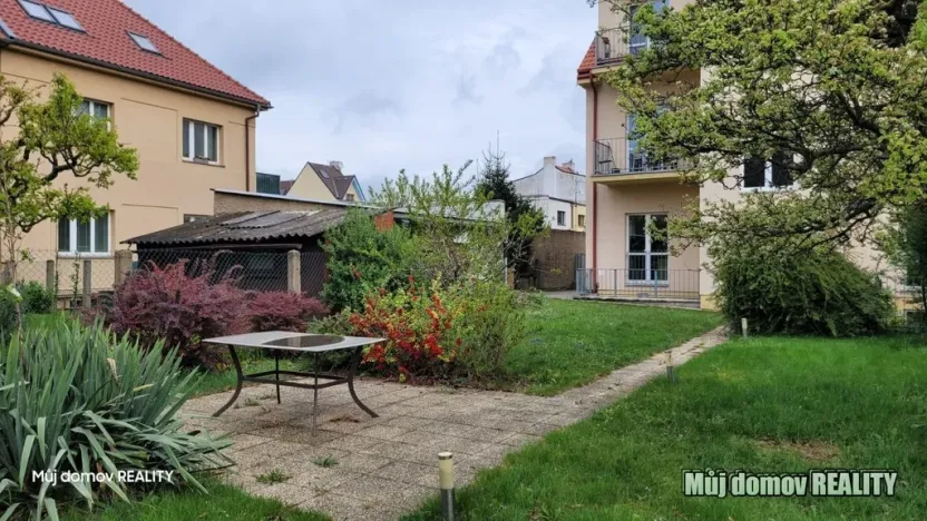 Pronájem bytu 2+kk, Praha - Libeň, Za vodárnou, 54 m2