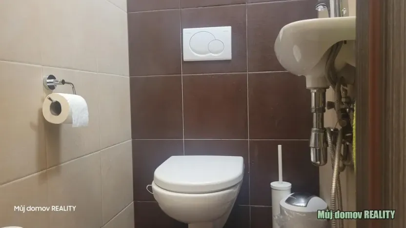 Pronájem bytu 2+kk, Praha - Libeň, Za vodárnou, 54 m2