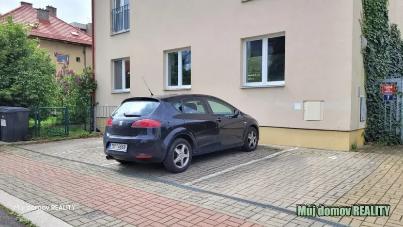 Pronájem bytu 2+kk, Praha - Libeň, Za vodárnou, 54 m2