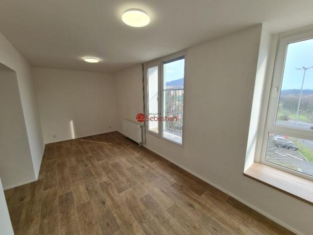 Pronájem bytu 3+1, Teplice - Trnovany, Antonína Sochora, 62 m2