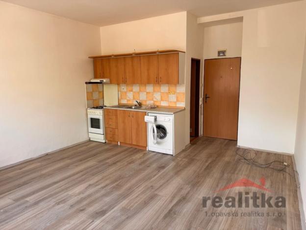 Pronájem bytu 1+kk, Opava, Popská, 32 m2