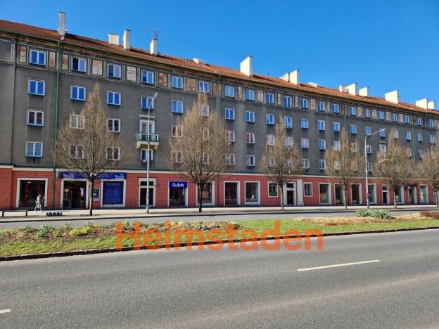 Pronájem obchodního prostoru, Havířov - Město, Hlavní třída, 35 m2