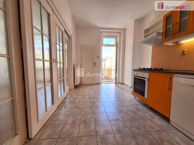 Pronájem bytu 3+1, Praha - Vinohrady, Kolínská, 100 m2