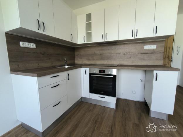 Pronájem bytu 1+1, Sokolov, Závodu míru, 35 m2