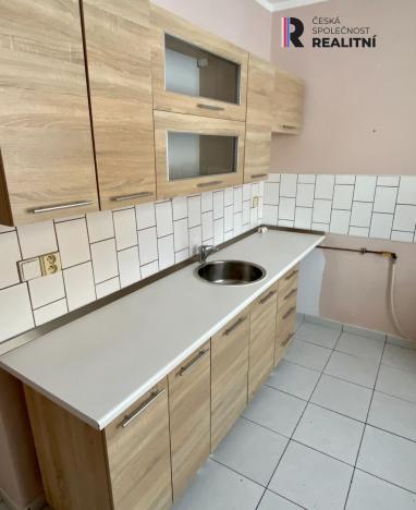 Prodej bytu 3+1, Habartov, Karla Čapka, 55 m2