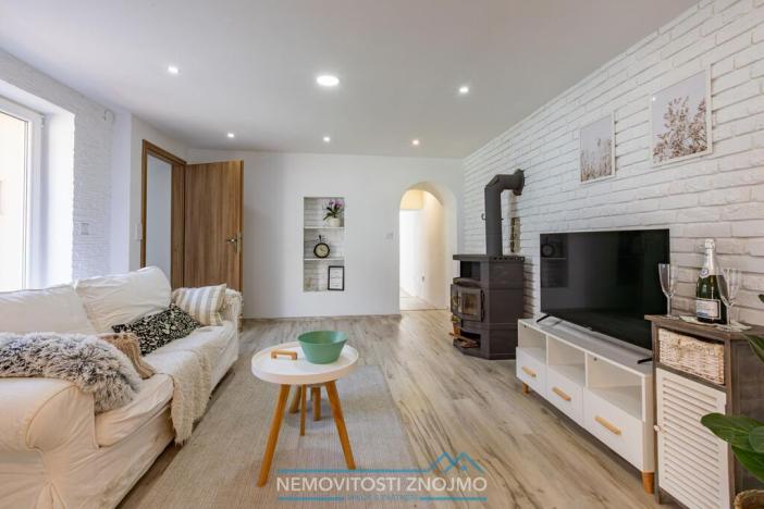 Prodej rodinného domu, Alberndorf im Pulkautal, Rakousko, Bundesstraße, 180 m2