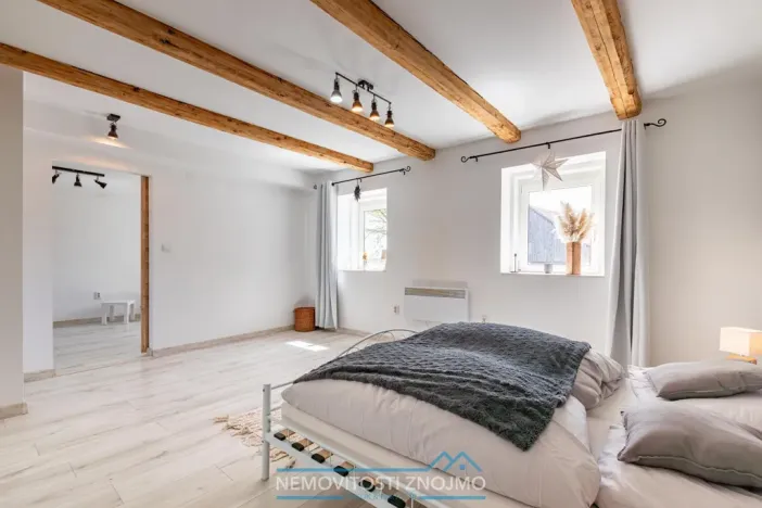 Prodej rodinného domu, Alberndorf im Pulkautal, Rakousko, Bundesstraße, 180 m2