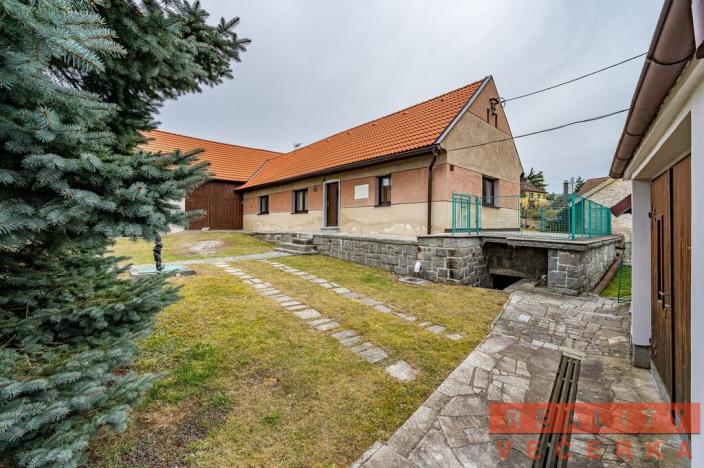 Prodej rodinného domu, Krhanice, 200 m2