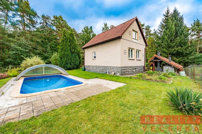 Prodej chaty, Kozárovice, 180 m2