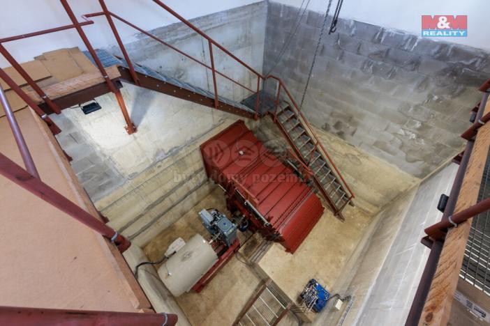 Prodej výrobních prostor, Cheb, Slapany, 6287 m2