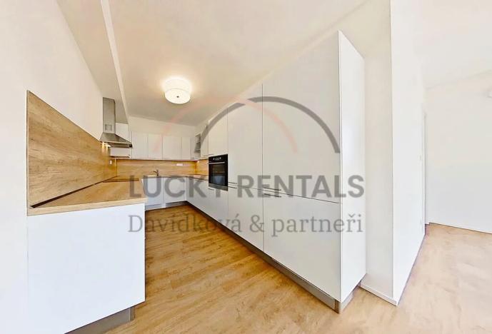 Pronájem bytu 4+kk, Praha - Střížkov, Lovosická, 94 m2