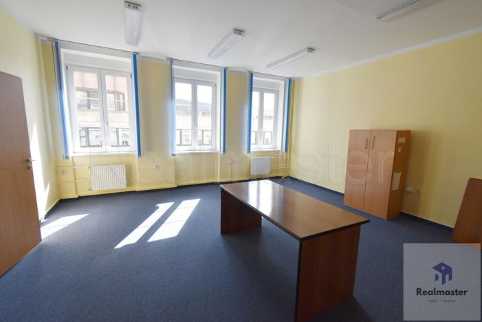 Pronájem kanceláře, Ústí nad Labem - Ústí nad Labem-centrum, Dlouhá, 360 m2