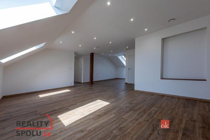 Prodej bytu 5+kk, Plzeň - Lhota, K Poli, 133 m2