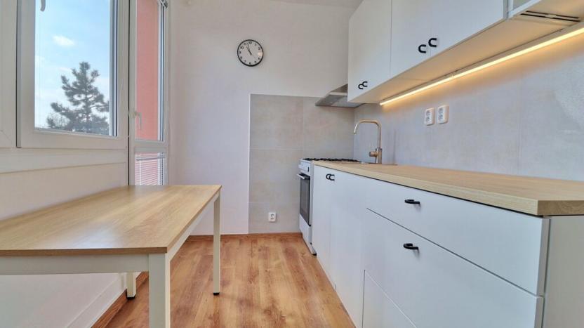 Pronájem bytu 1+1, Ostrava - Poruba, Vietnamská, 36 m2