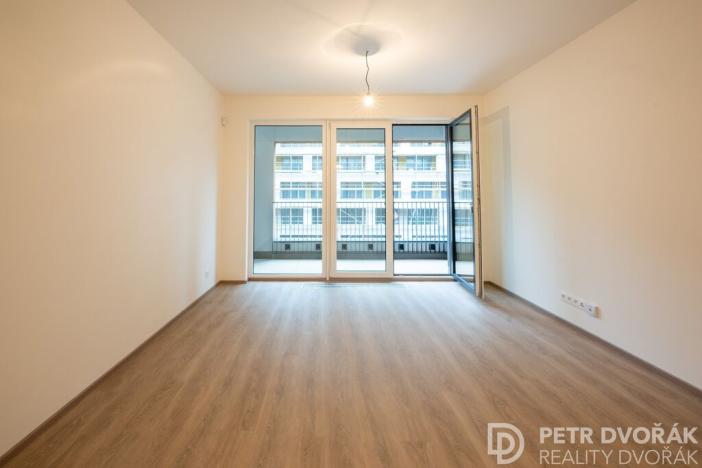 Pronájem bytu 1+kk, Praha - Hloubětín, Poděbradská, 33 m2